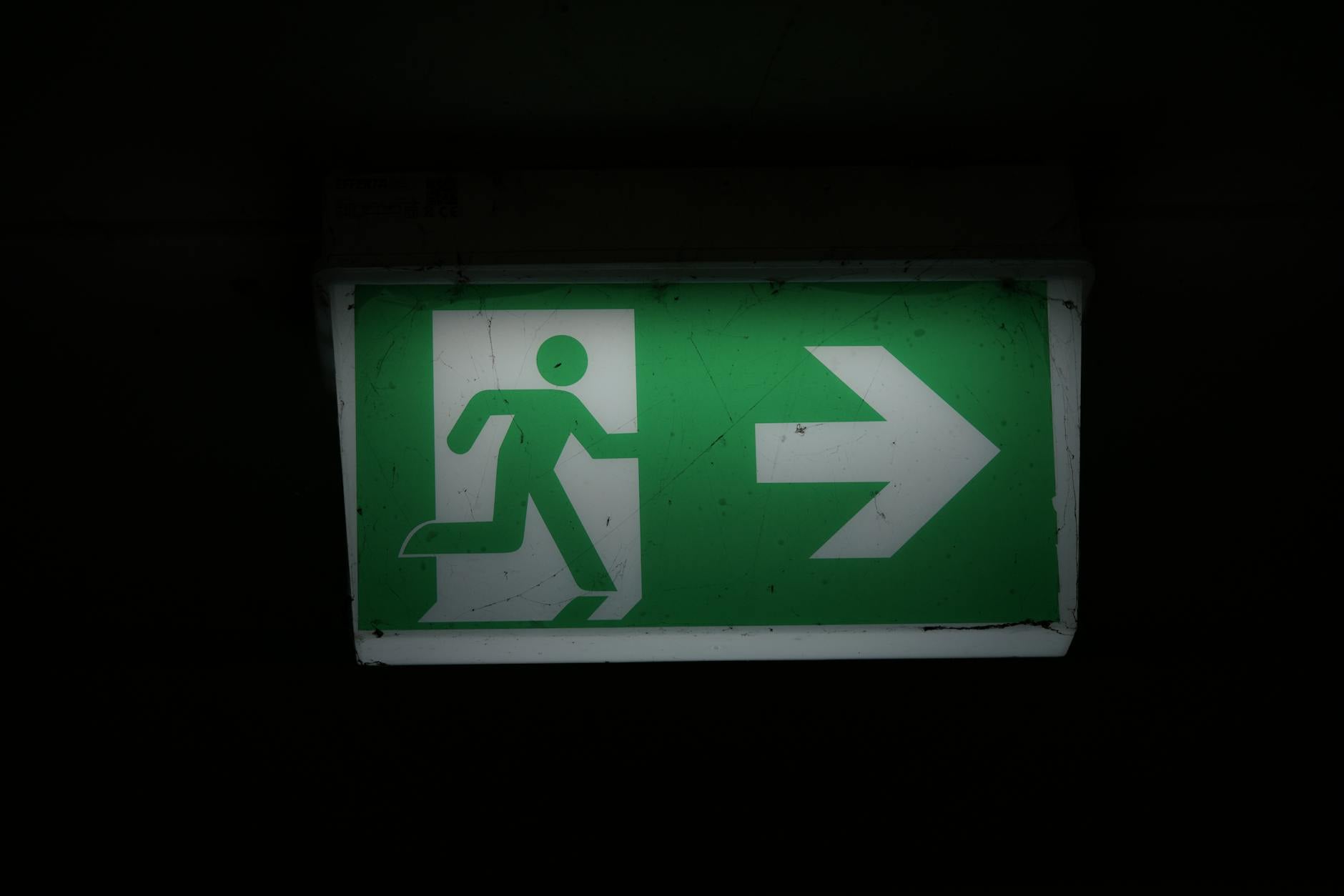 How to Exit a Losing Crypto Position Without Panic