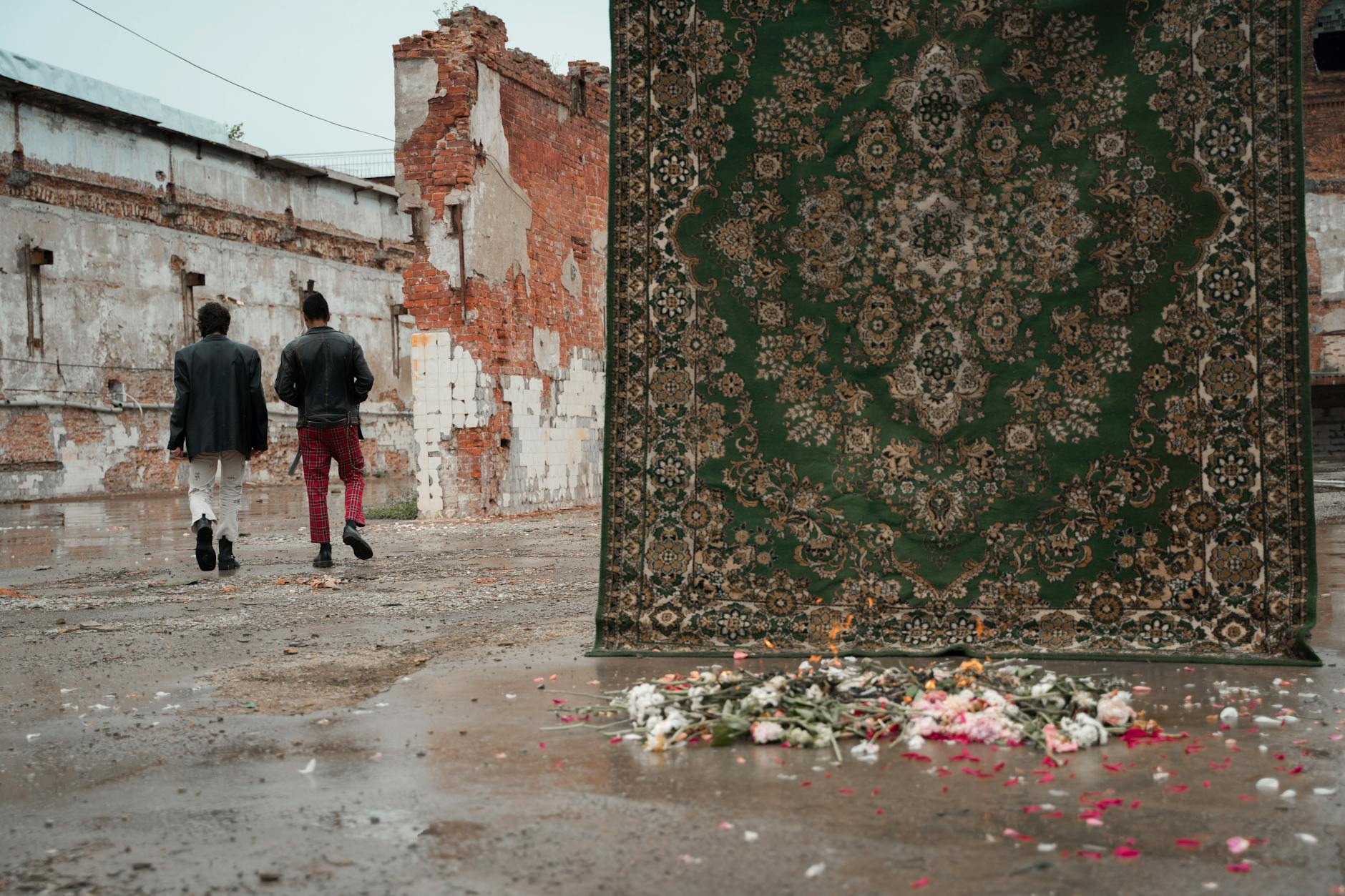 What Is a Soft Rug? Understanding Slow Abandonment of Solana Projects